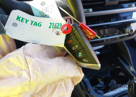 2021 BMW X4 xDrive30I из США, поврежденный, VIN 5UX2V1C06M9E42747